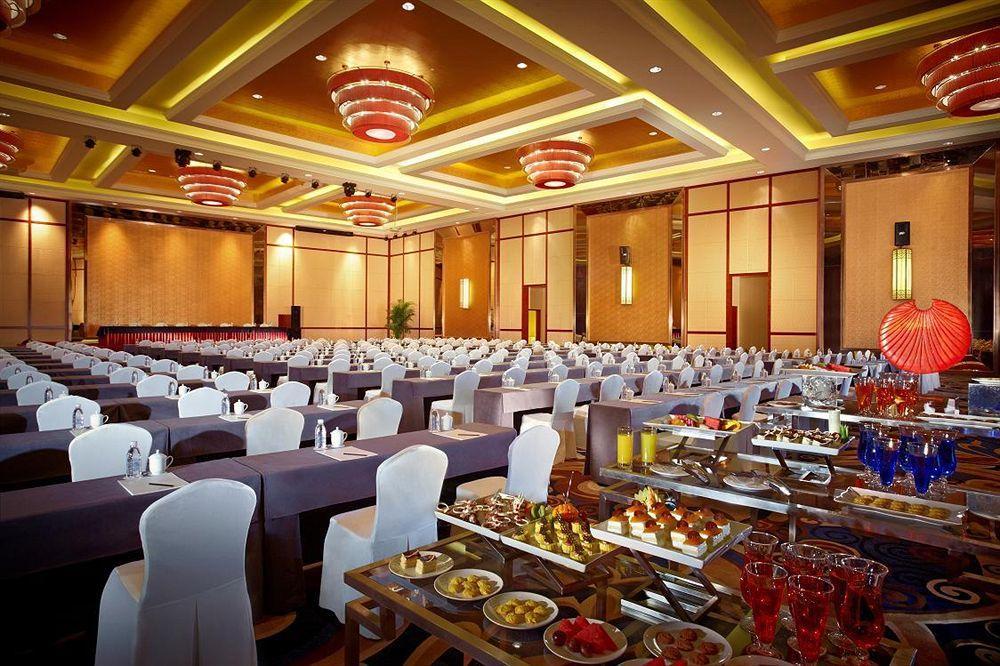 Jurong Yukun New Century Hotel Jiangsu Exterior foto